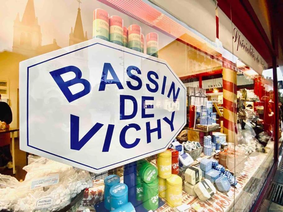 Nouveau : Hyper Centre De Vichy T1 Bis Charmant Luaran gambar